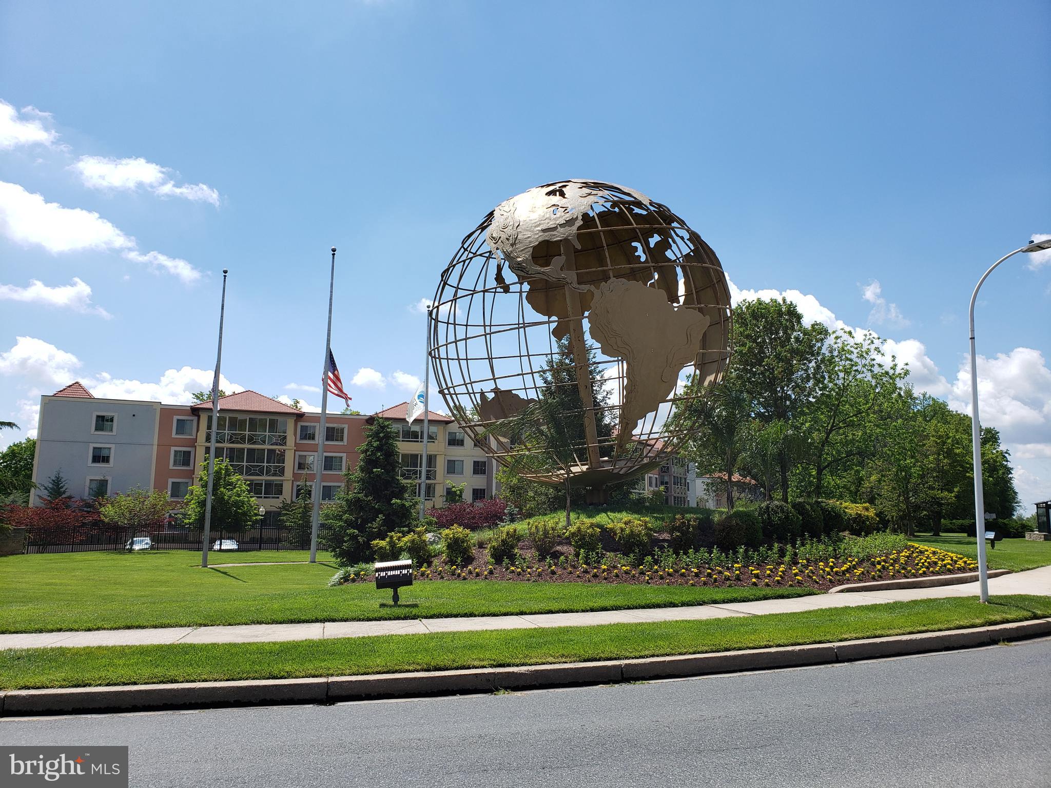 ROSSMOOR LEISURE WORLD - Residential