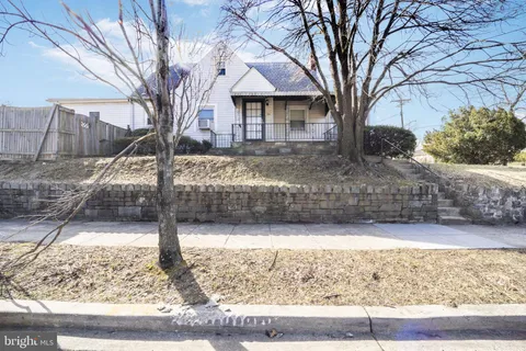 MLS: DCDC2185540