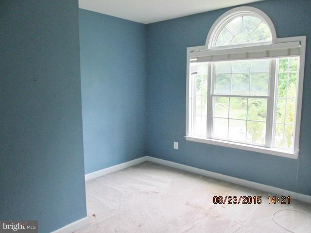 LYON ACRES - Residential