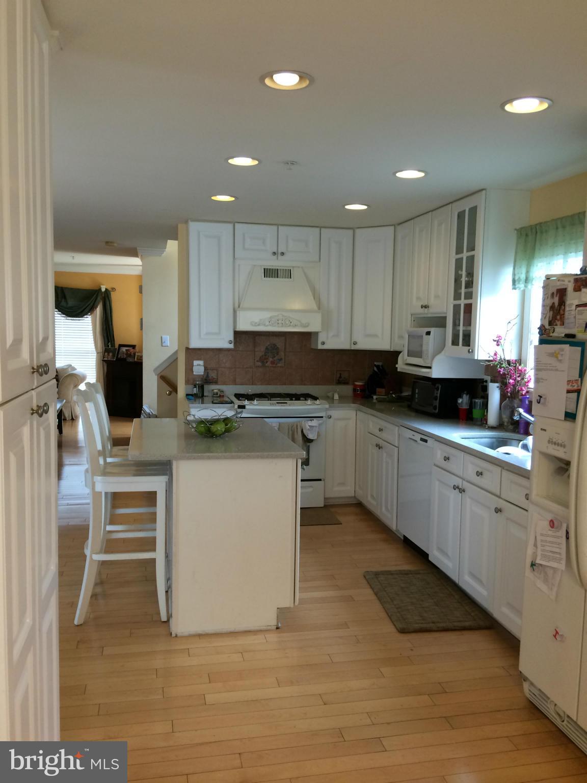 SEVEN OAKS - Residential Lease