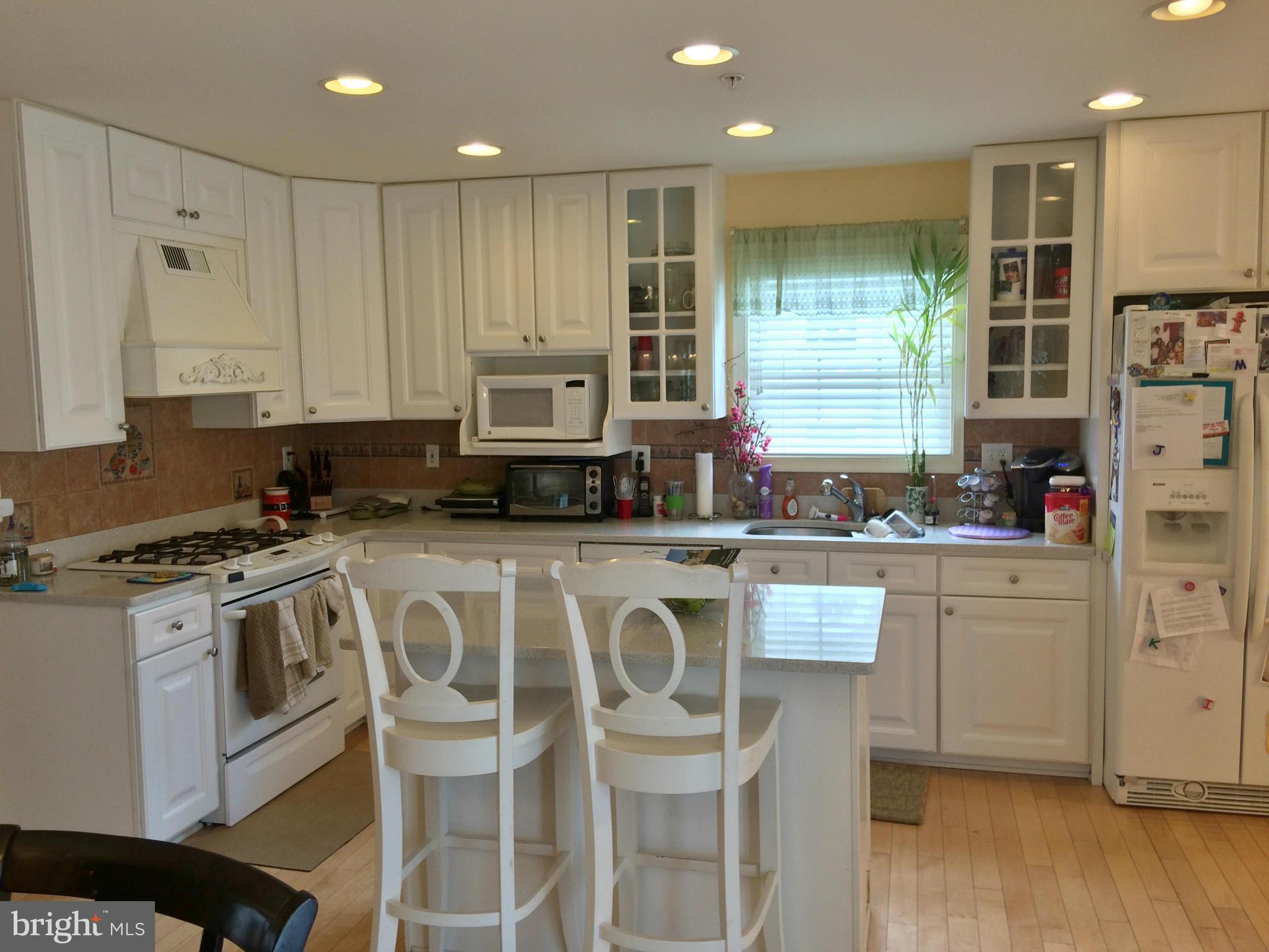 SEVEN OAKS - Residential Lease