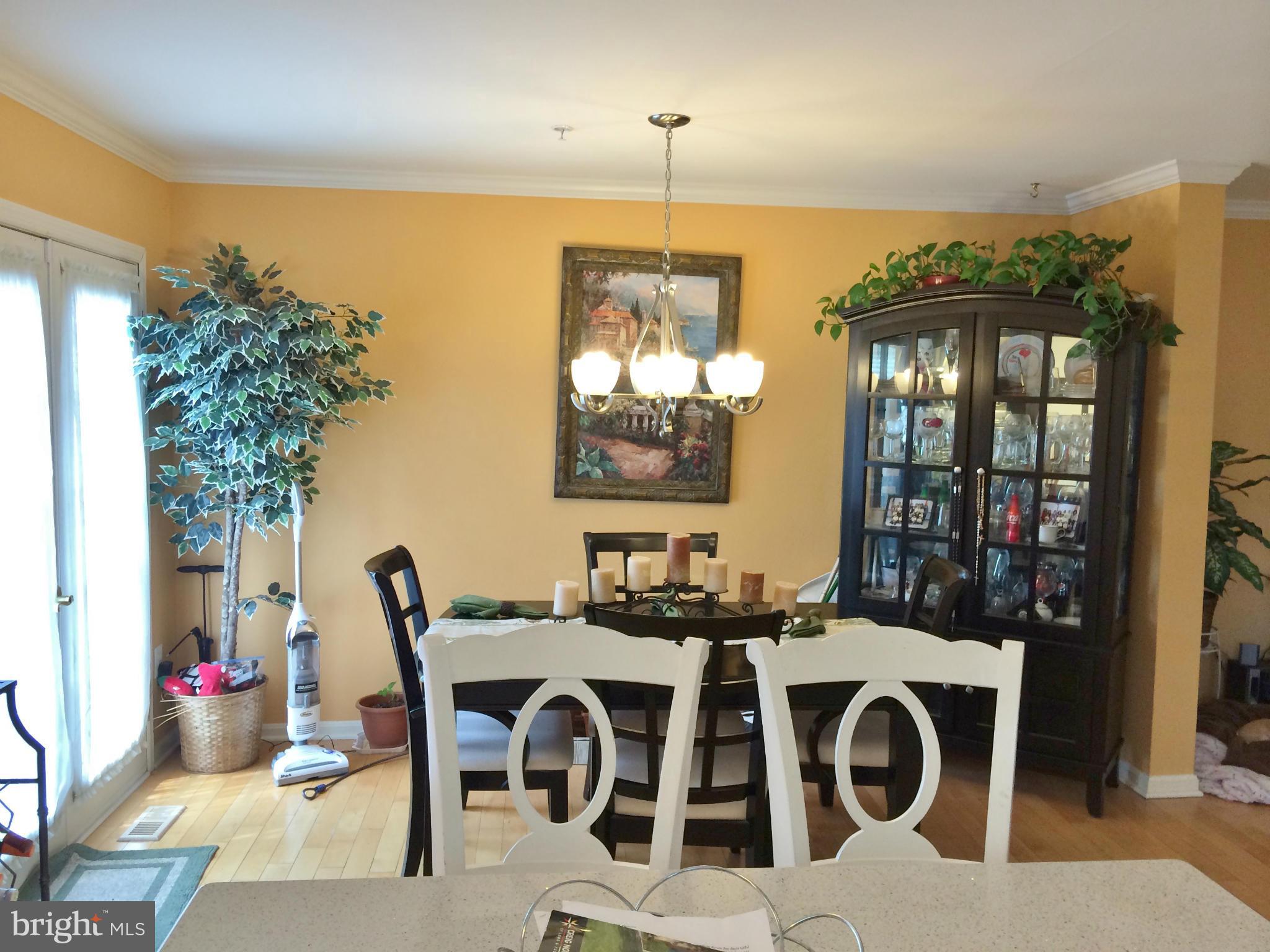 SEVEN OAKS - Residential Lease