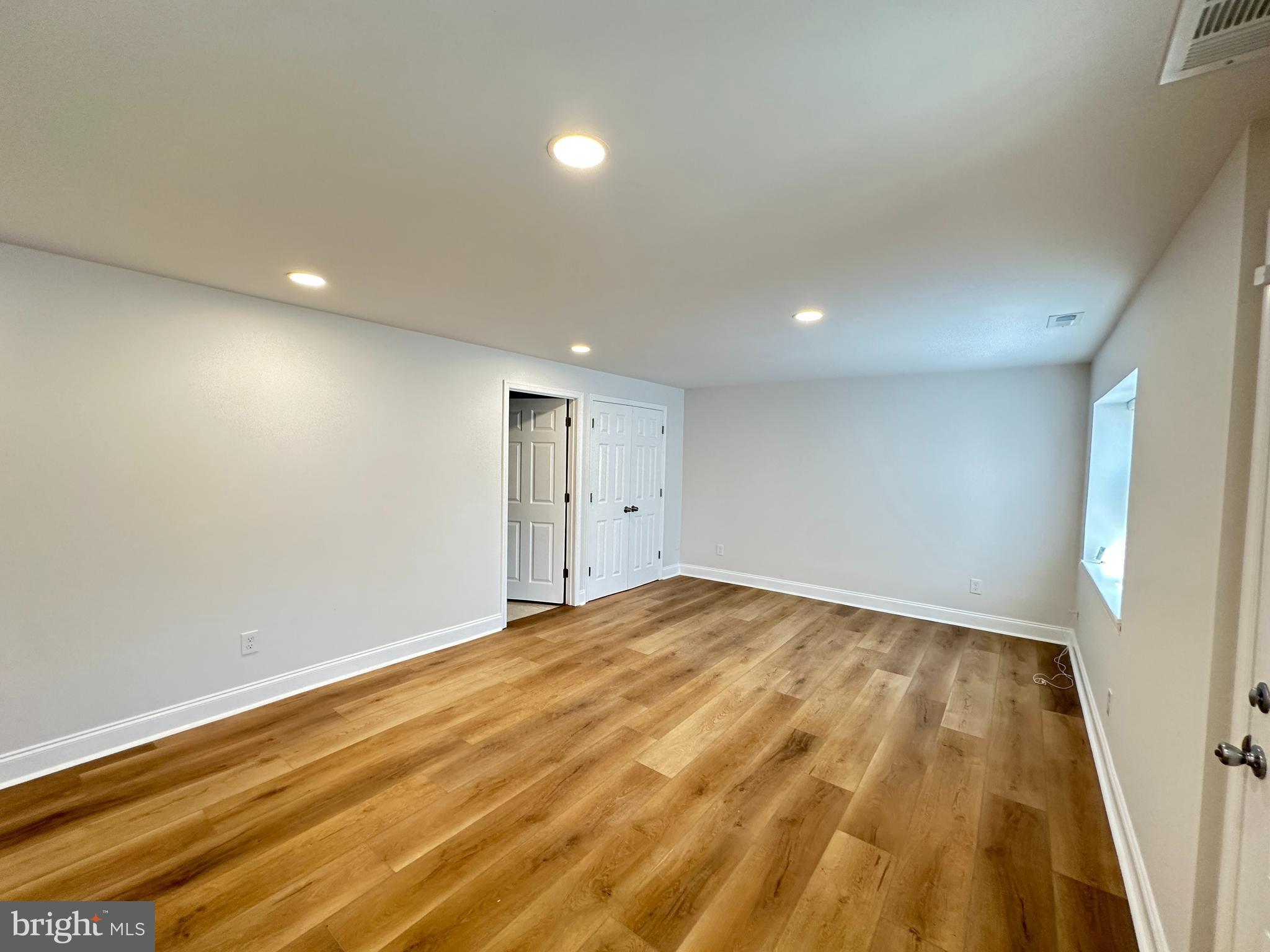 WOODMOOR - Residential