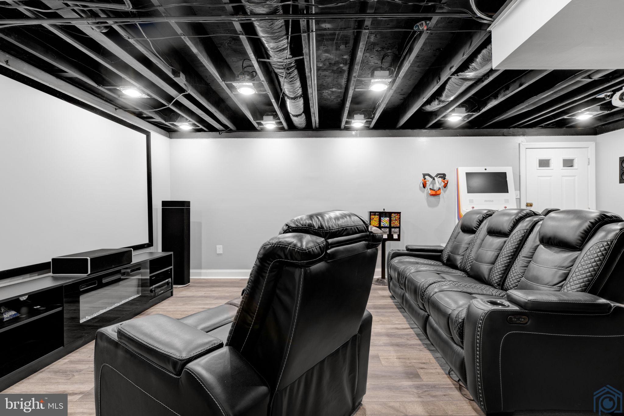 ARUNDEL ON THE BAY - Residential