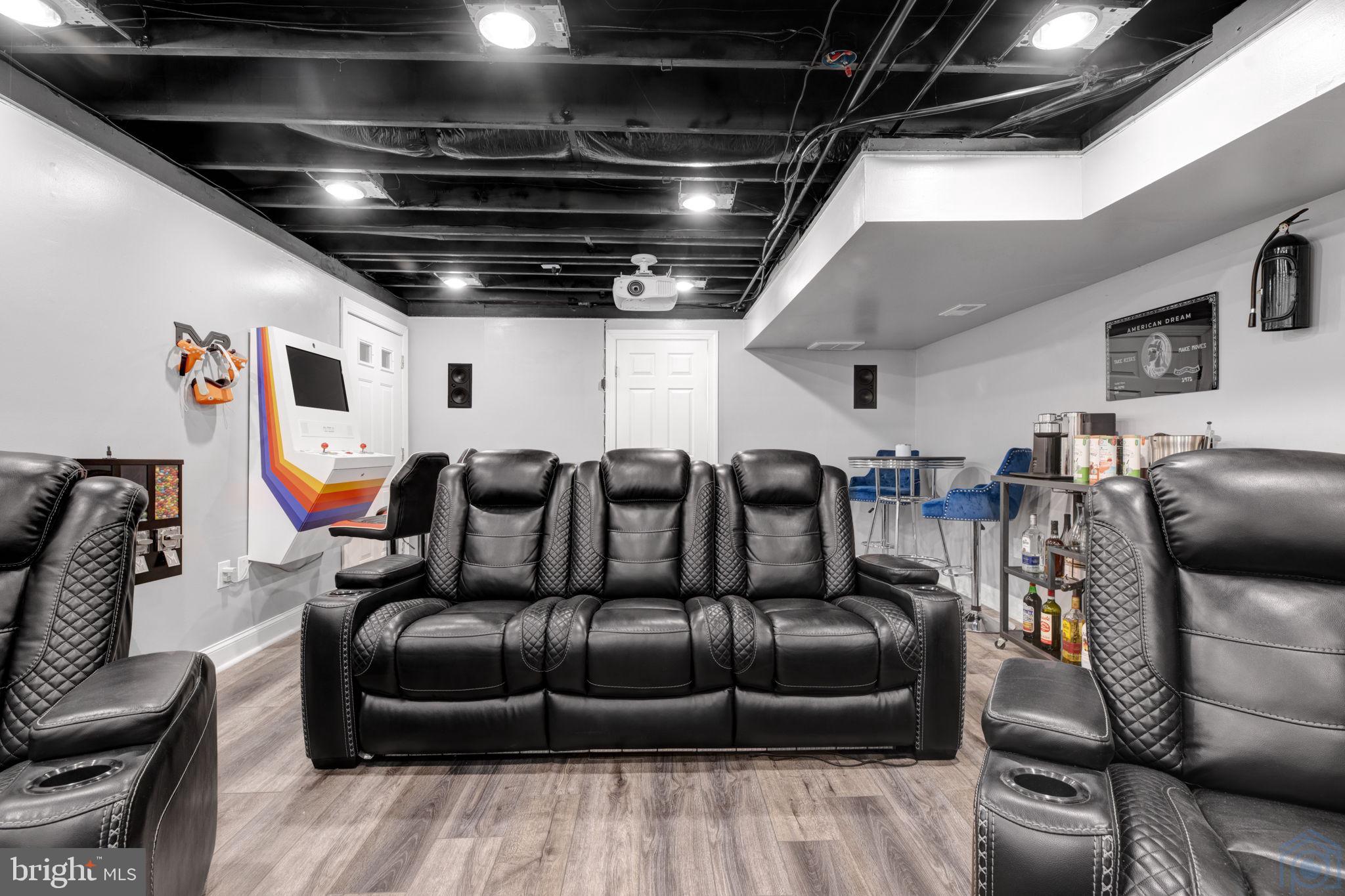 ARUNDEL ON THE BAY - Residential