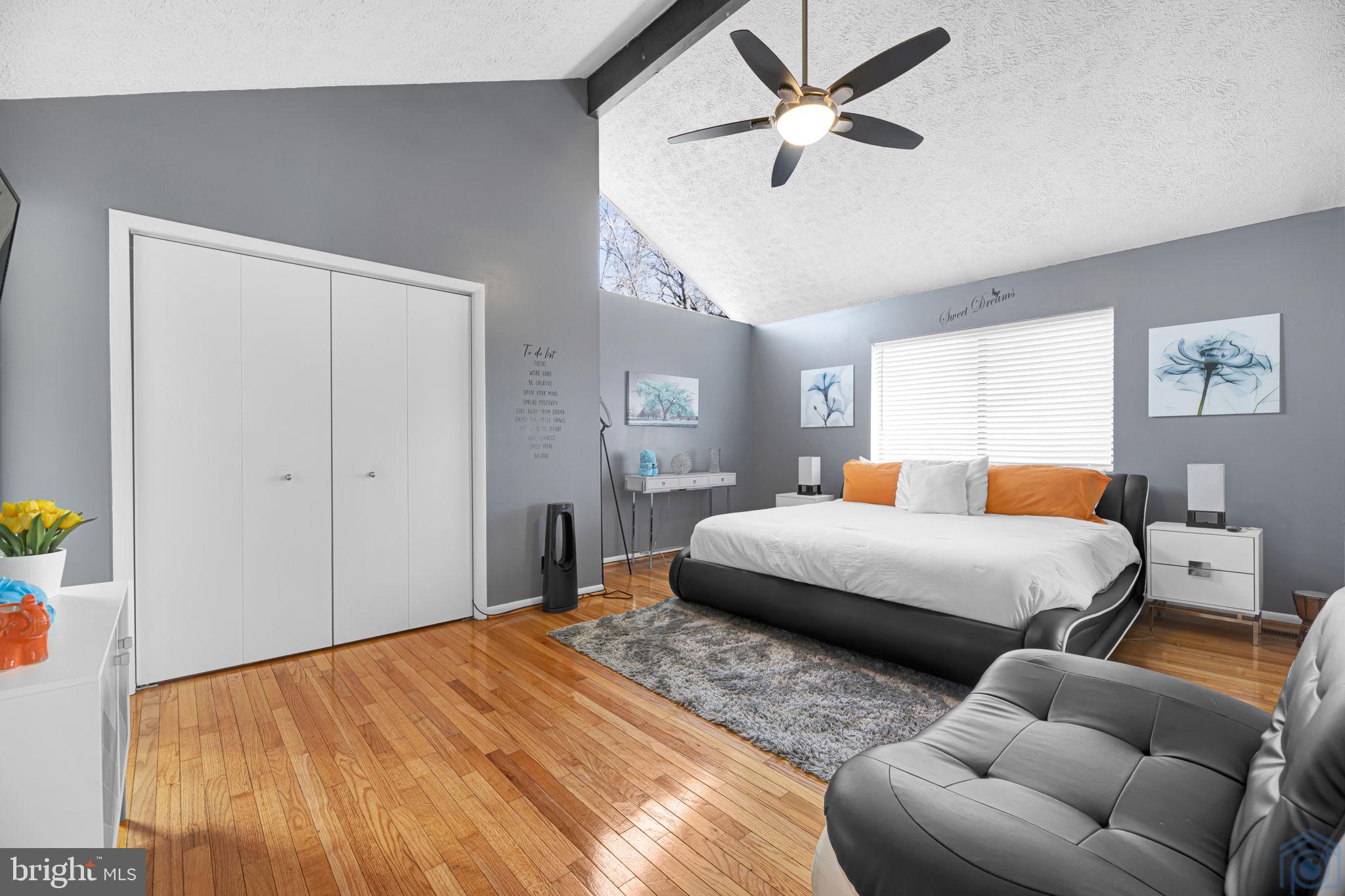 ARUNDEL ON THE BAY - Residential