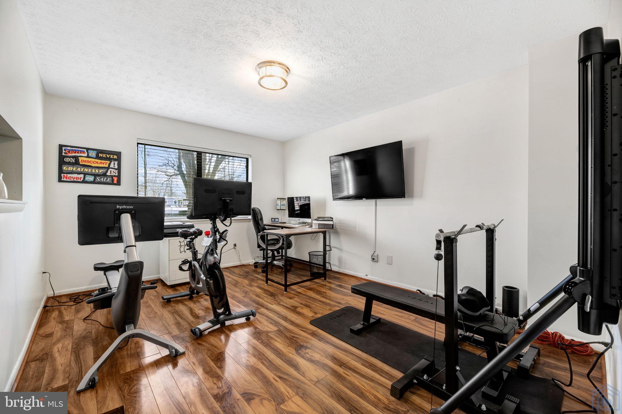 ARUNDEL ON THE BAY - Residential