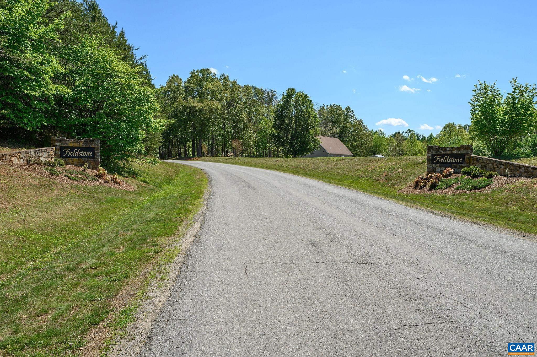 FIELDSTONE - Residential