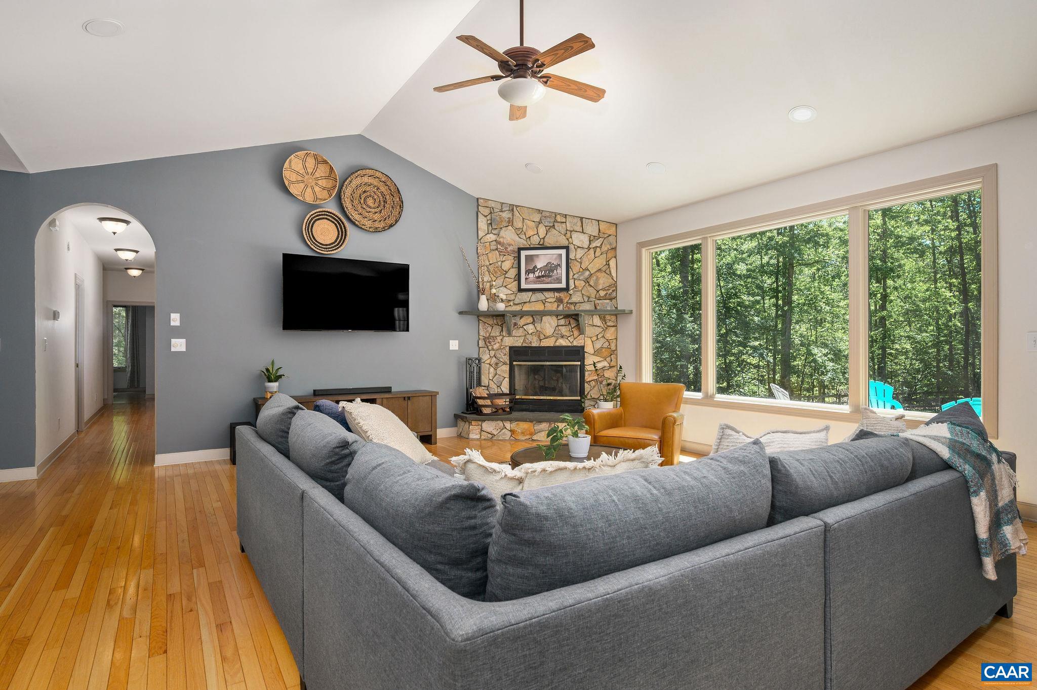 FIELDSTONE - Residential