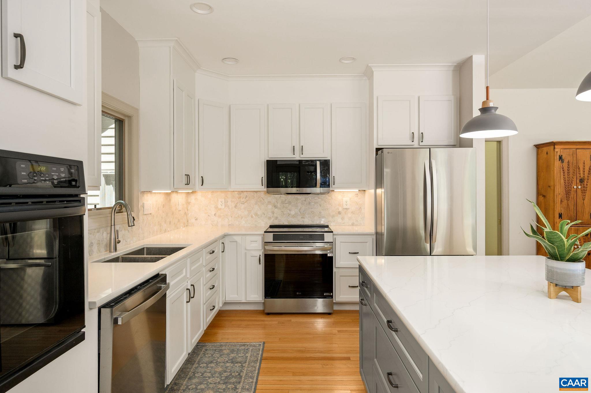 FIELDSTONE - Residential