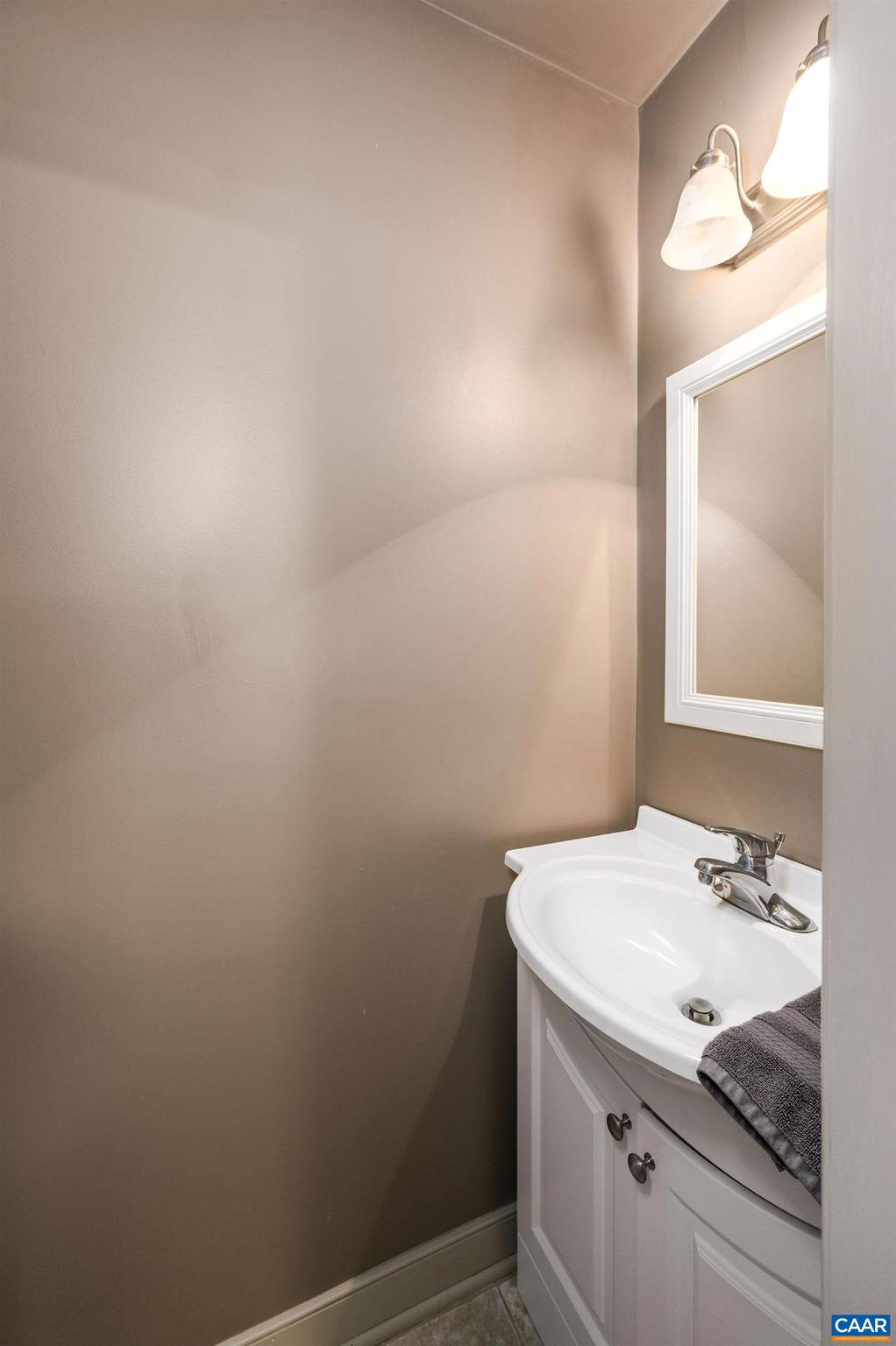 FIELDSTONE - Residential