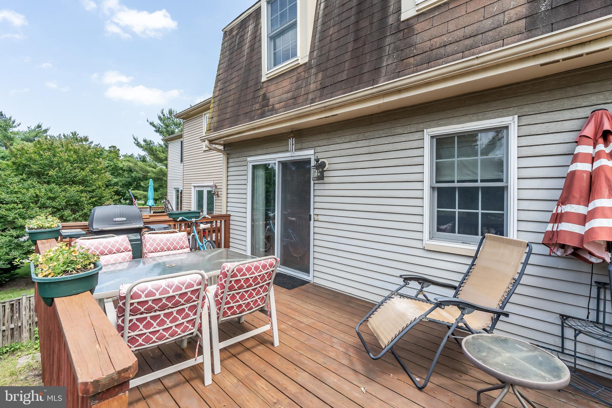 ELIZABETHS LANDING - Residential