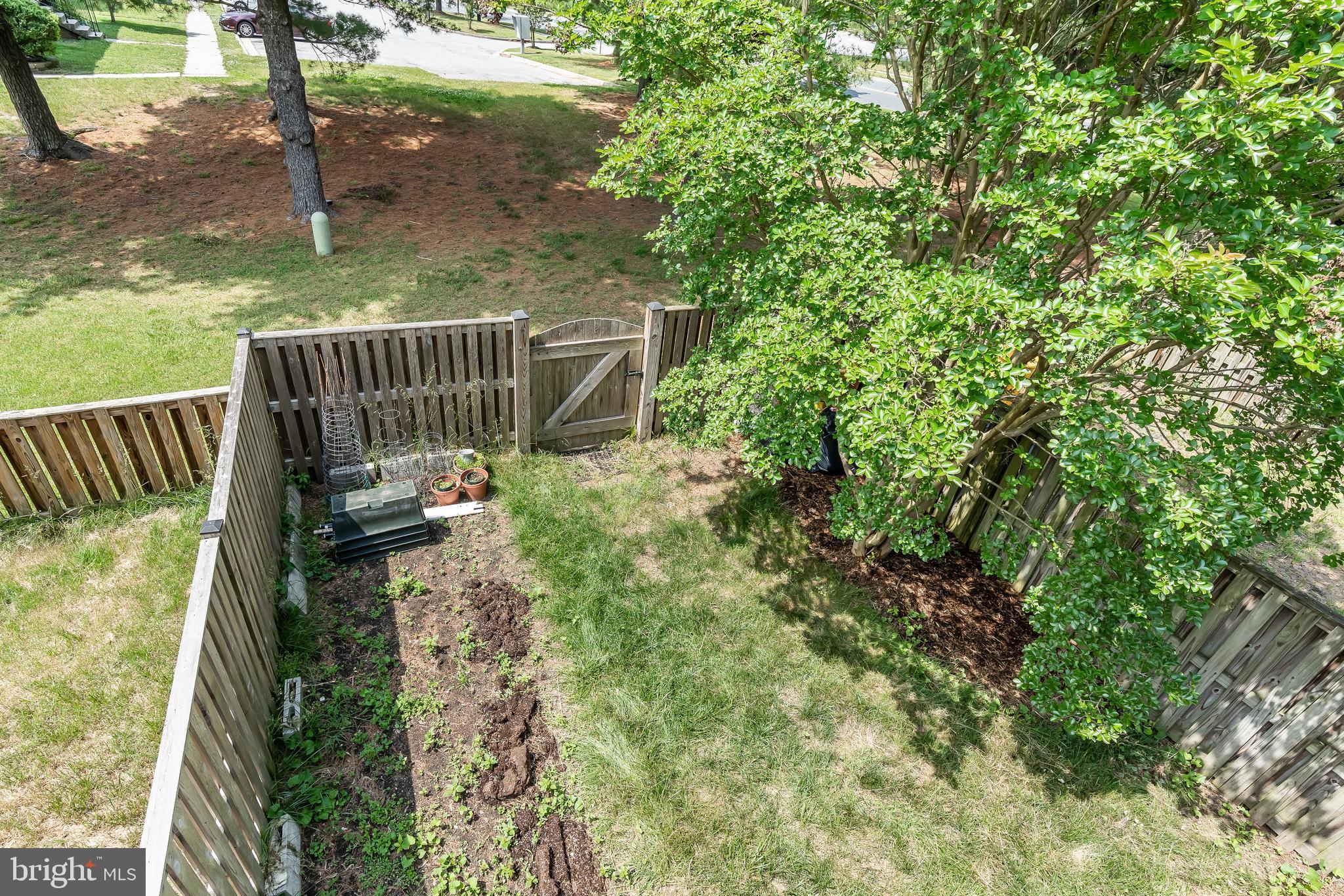 ELIZABETHS LANDING - Residential