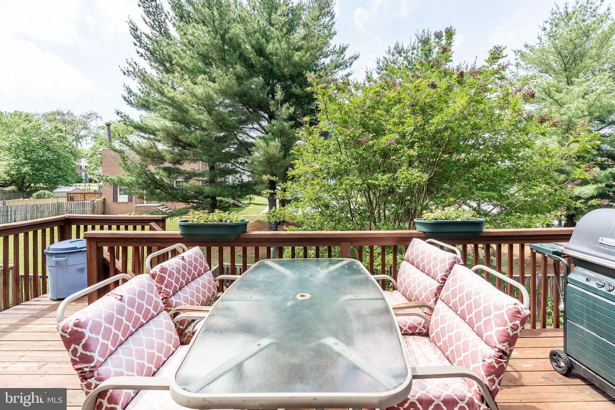 ELIZABETHS LANDING - Residential