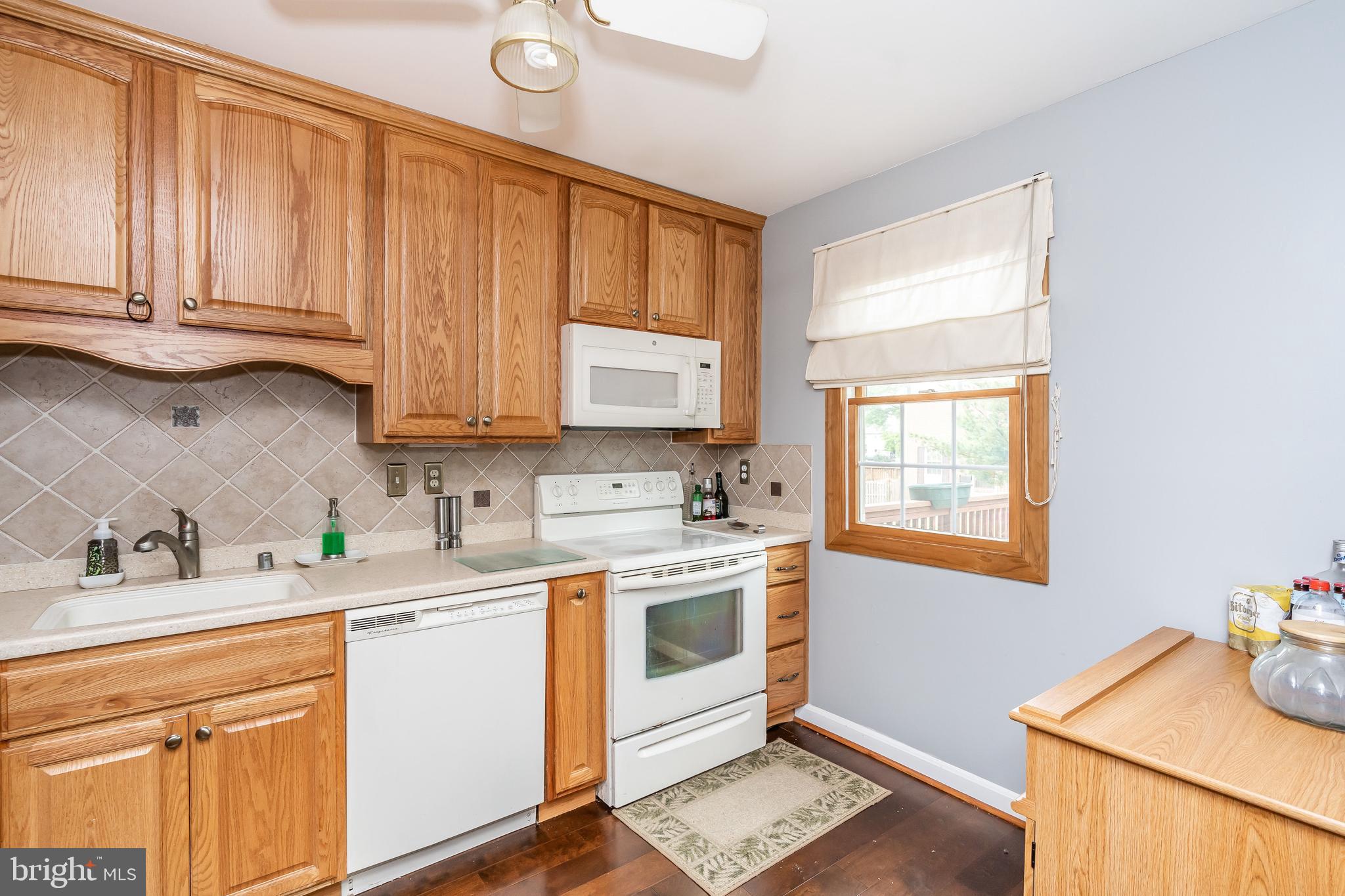 ELIZABETHS LANDING - Residential