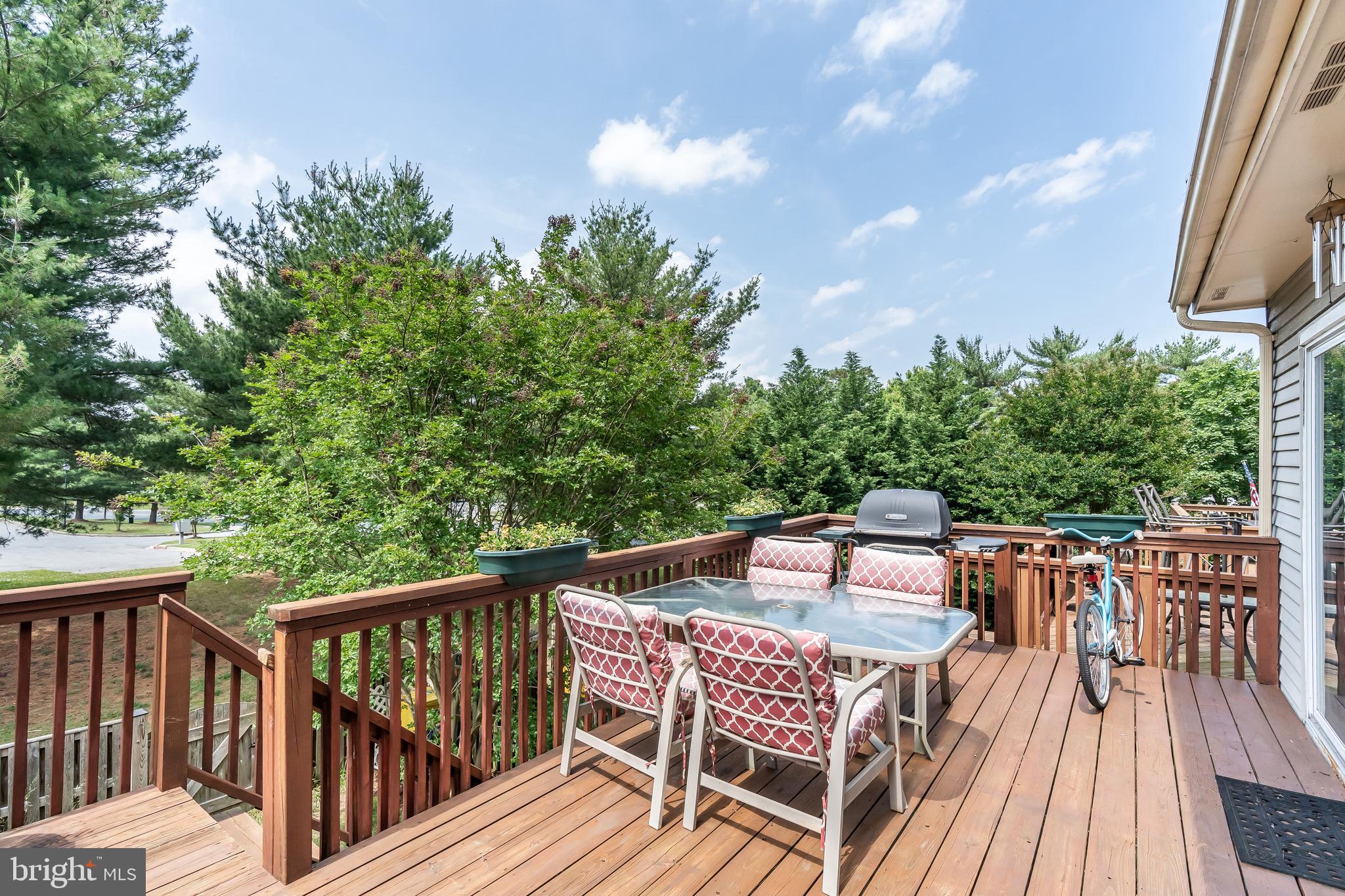 ELIZABETHS LANDING - Residential