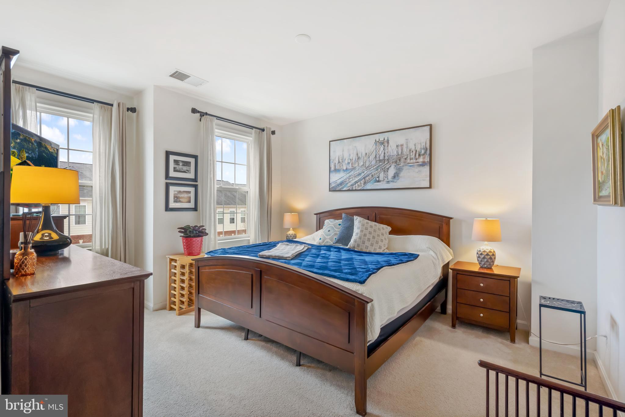 LANSDOWNE - Residential