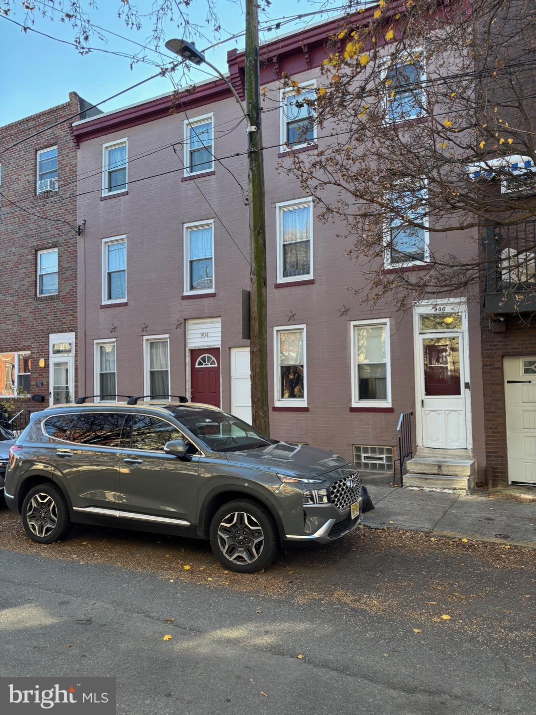 904-906 GREENWICH STREET