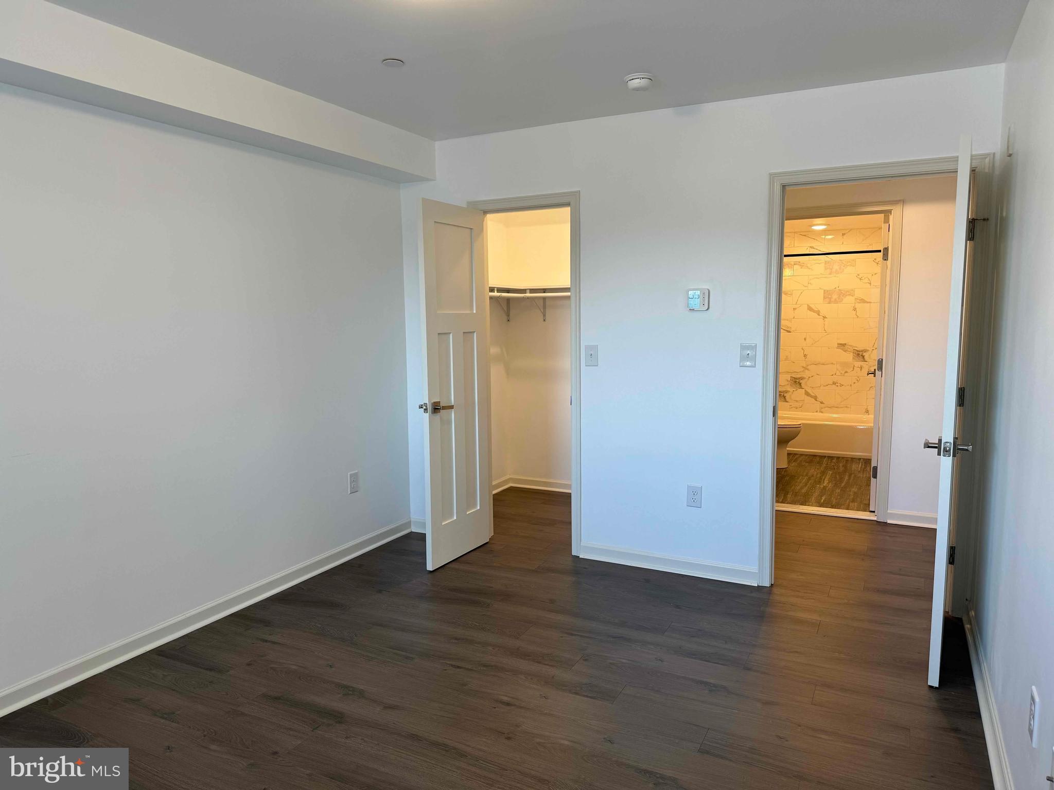 ROXBOROUGH - Residential Lease