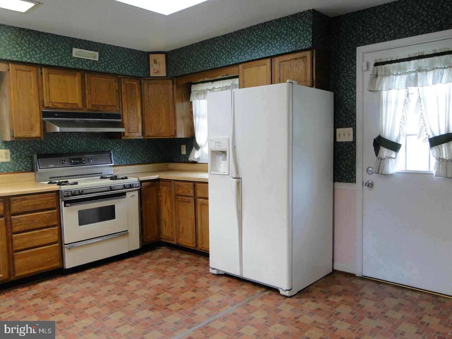 CENTREVILLE - Residential Lease