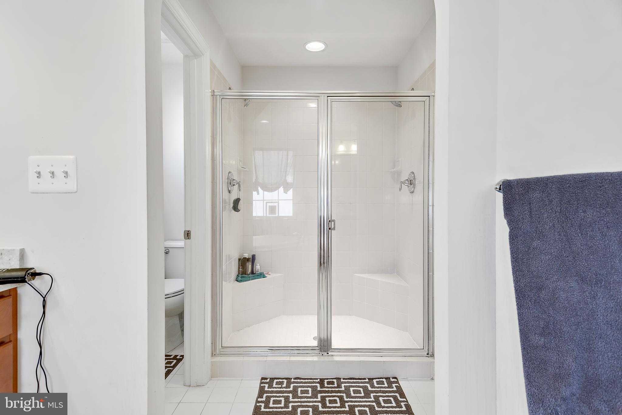 OAK CREEK CLUB - Residential