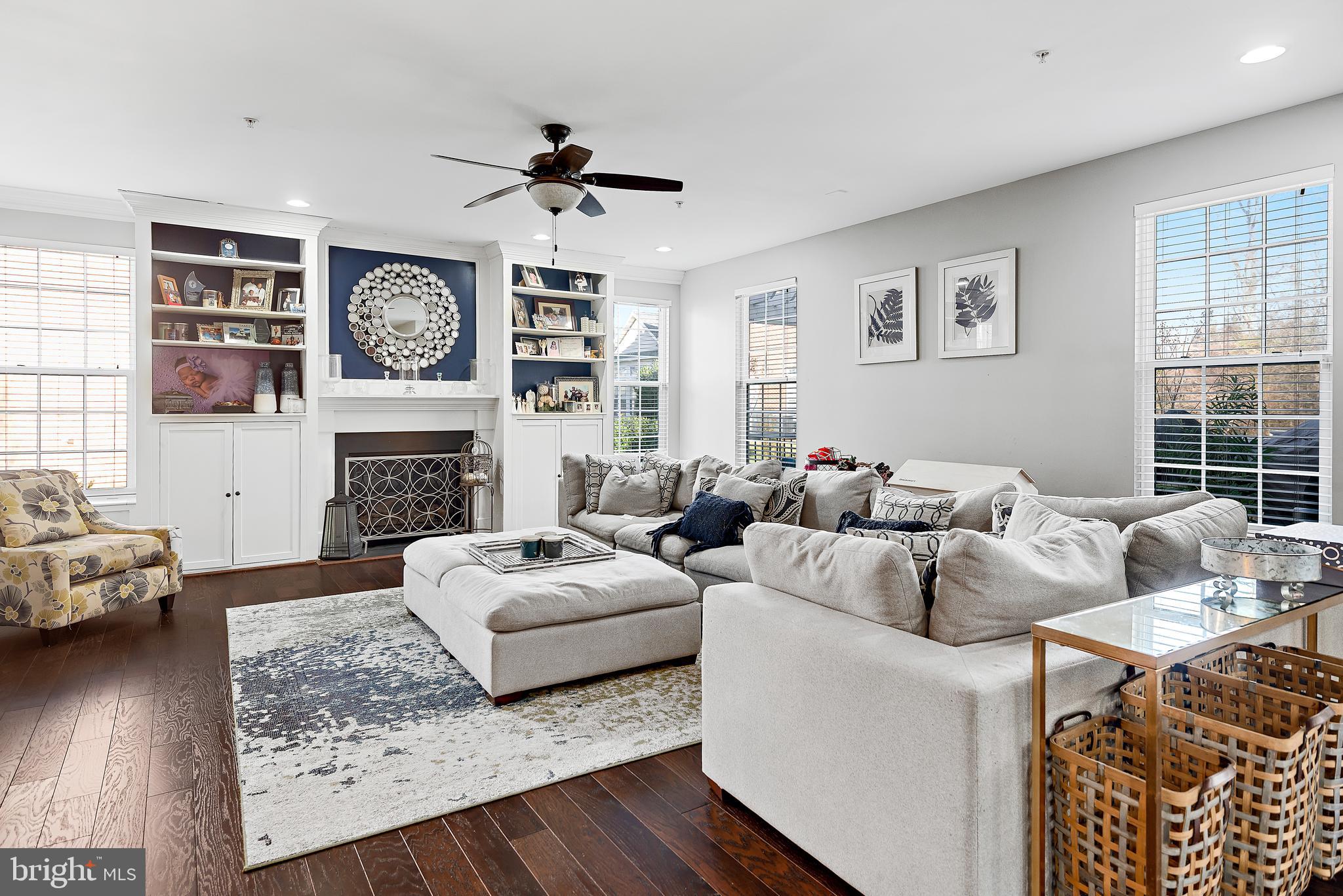 OAK CREEK CLUB - Residential