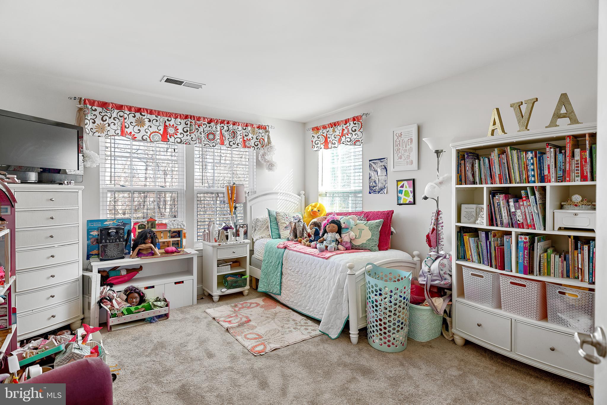 OAK CREEK CLUB - Residential