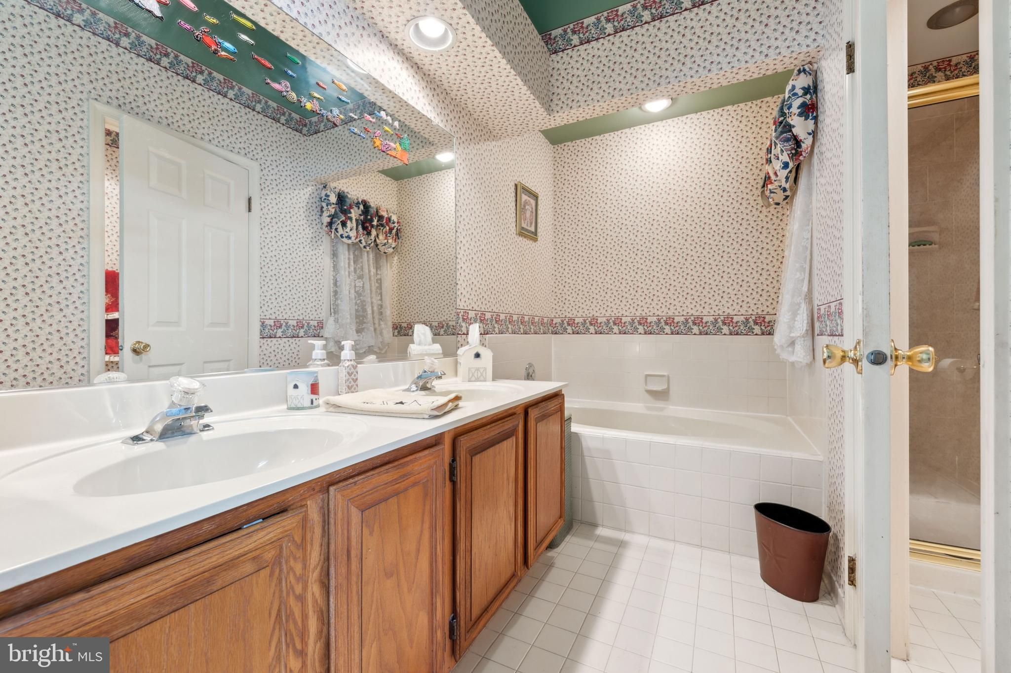 LAUREL LAKES PLAT 5 - Residential