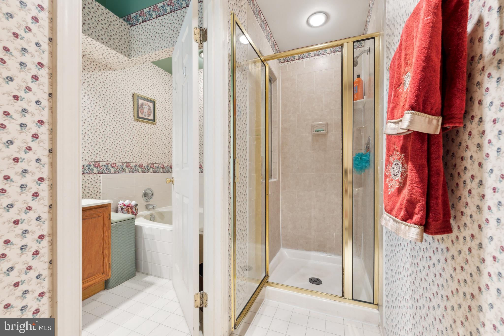 LAUREL LAKES PLAT 5 - Residential