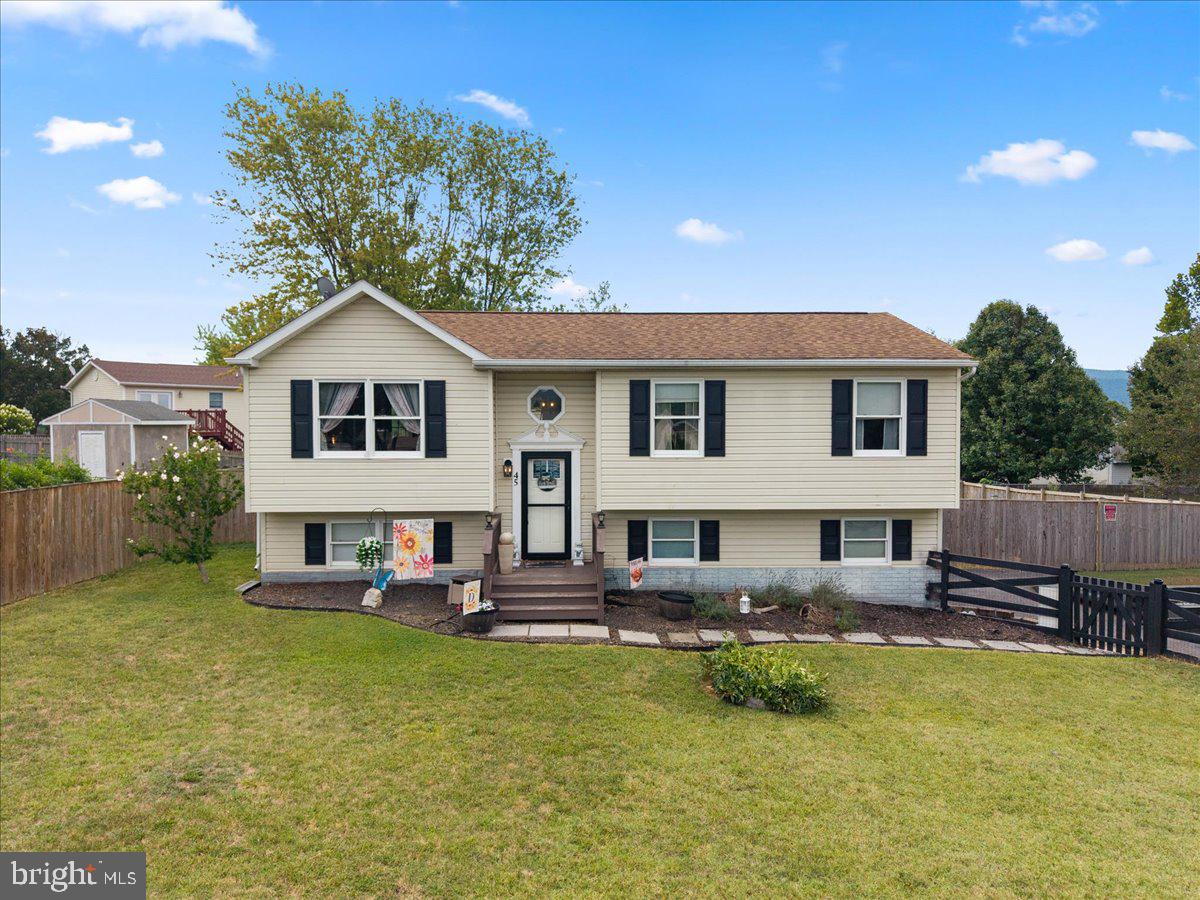 45 GREENLEAF ROAD
