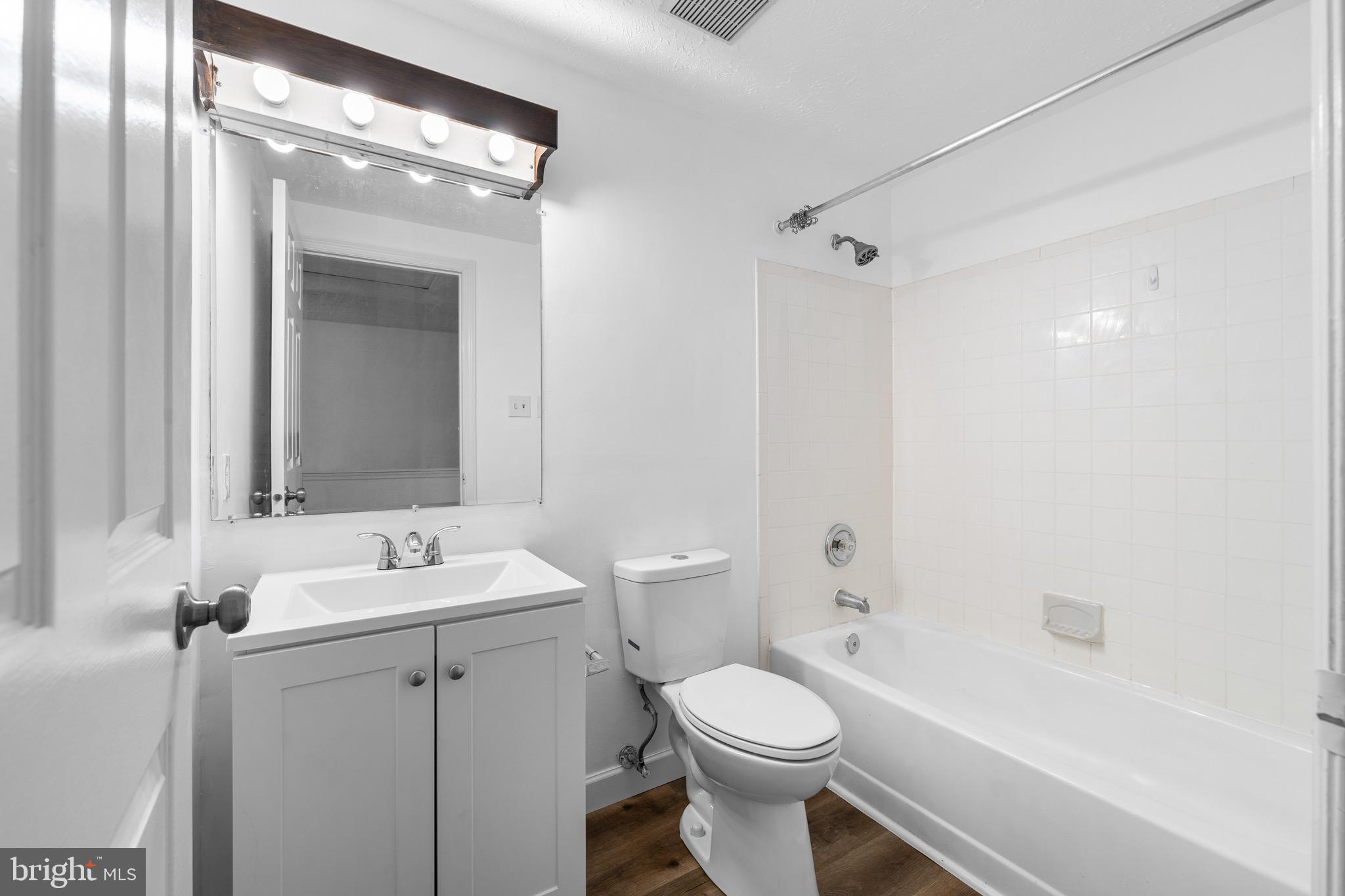 GREEN HOLLY WOODS-PLAT 2 - Residential