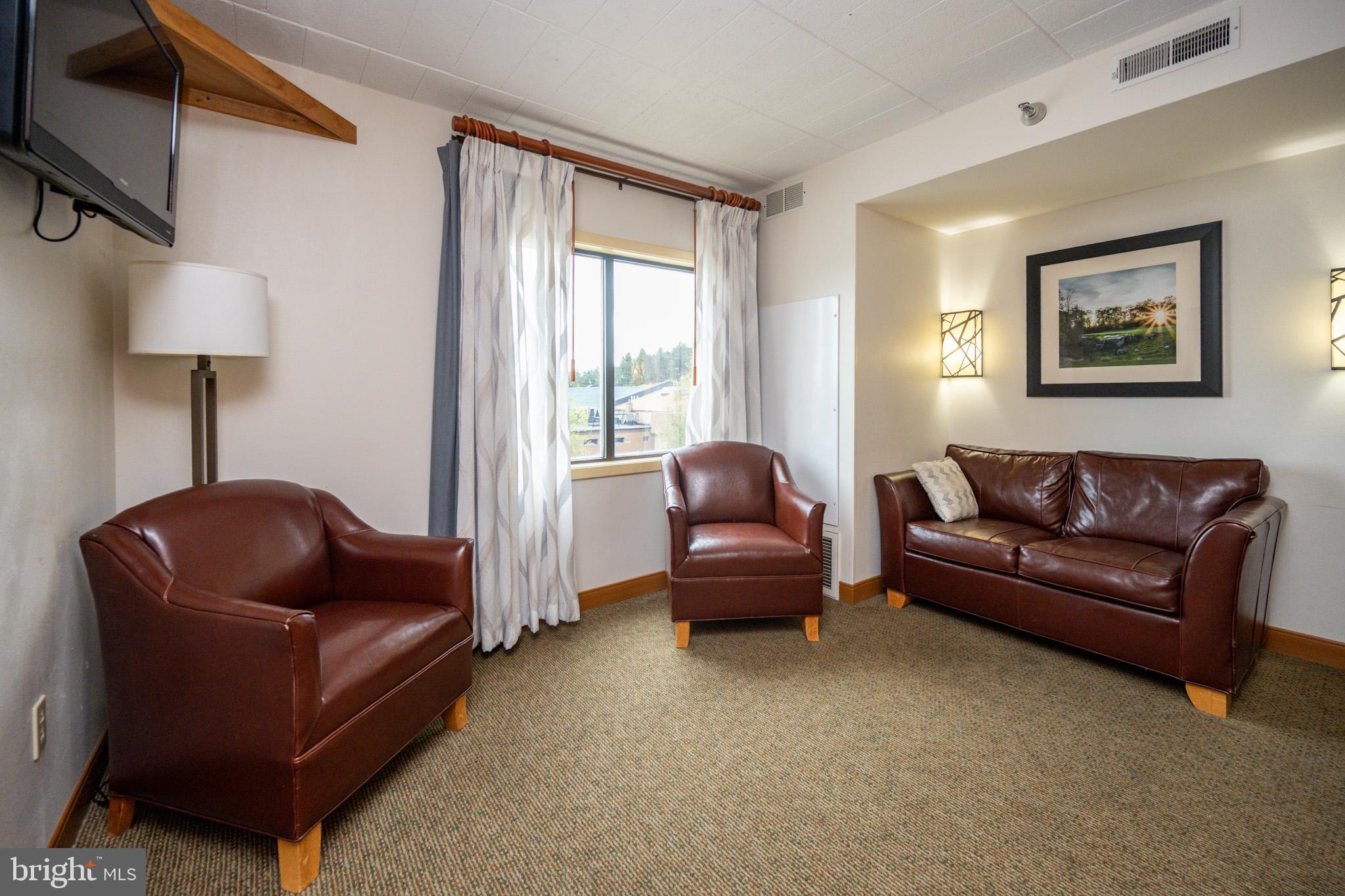 WISP HOTEL - Residential