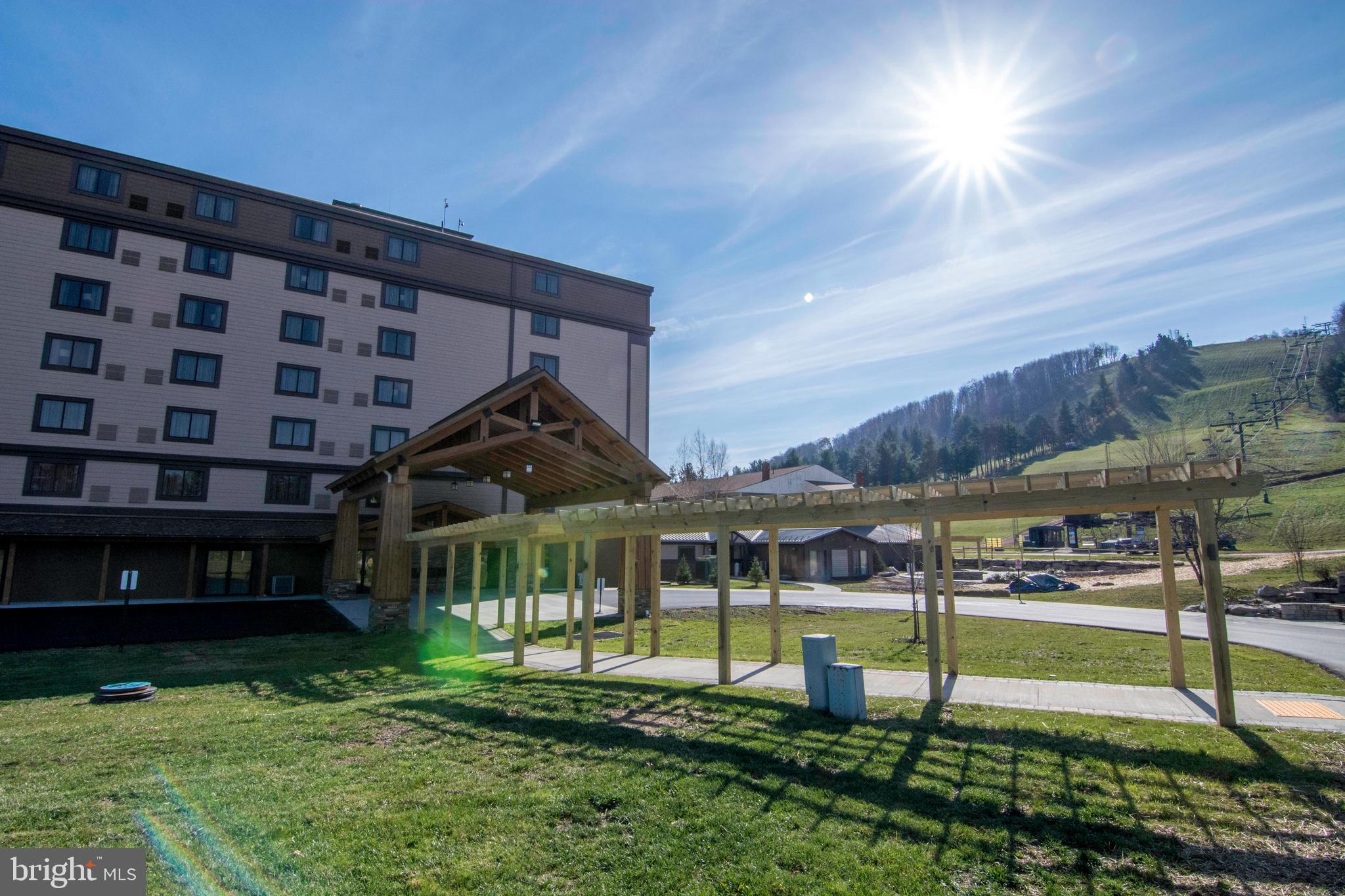 WISP HOTEL - Residential