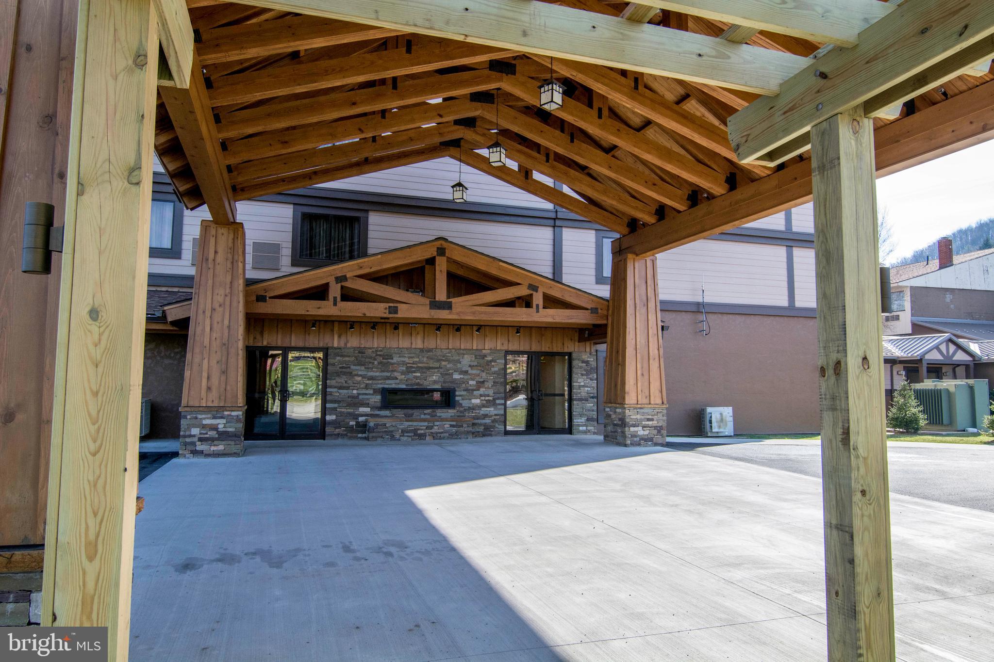 WISP HOTEL - Residential