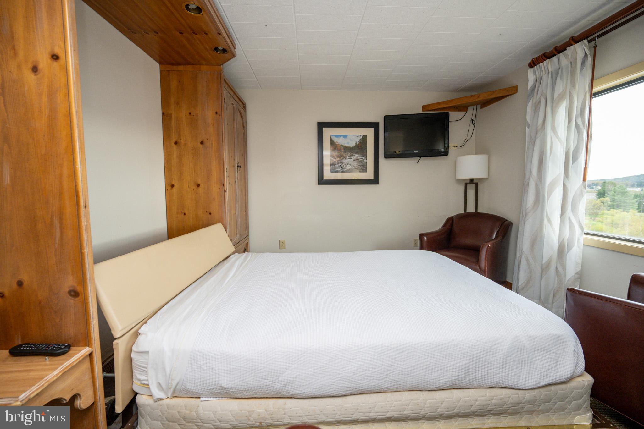 WISP HOTEL - Residential