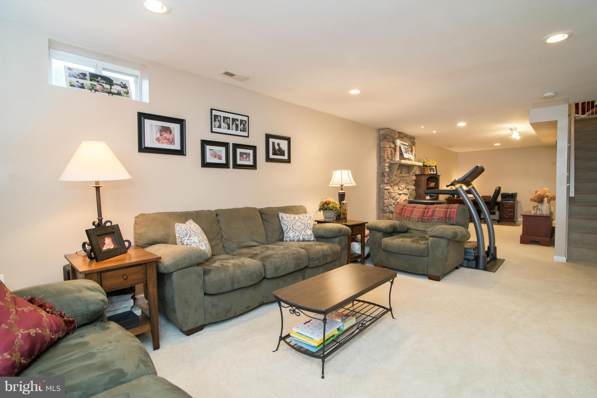 INWOOD MEADOWS - Residential