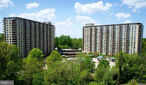 Homes For Sale - 5225 Pooks Hill Rd Rd #220N<br/> BETHESDA, MD 20814