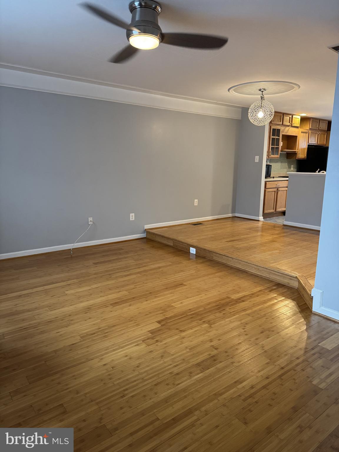 WILLOWCREST - Residential Lease