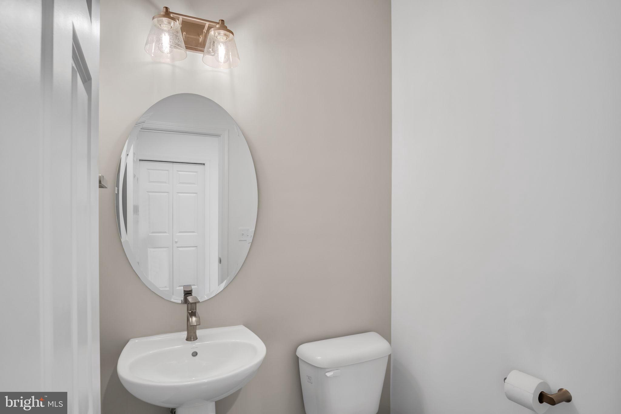 FIELDSTONE CREST - Residential