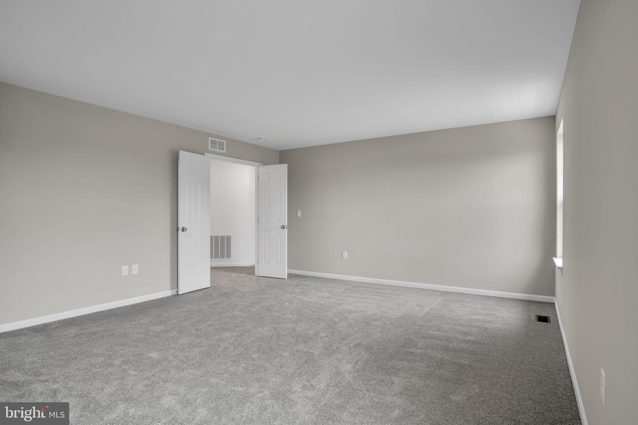 FIELDSTONE CREST - Residential