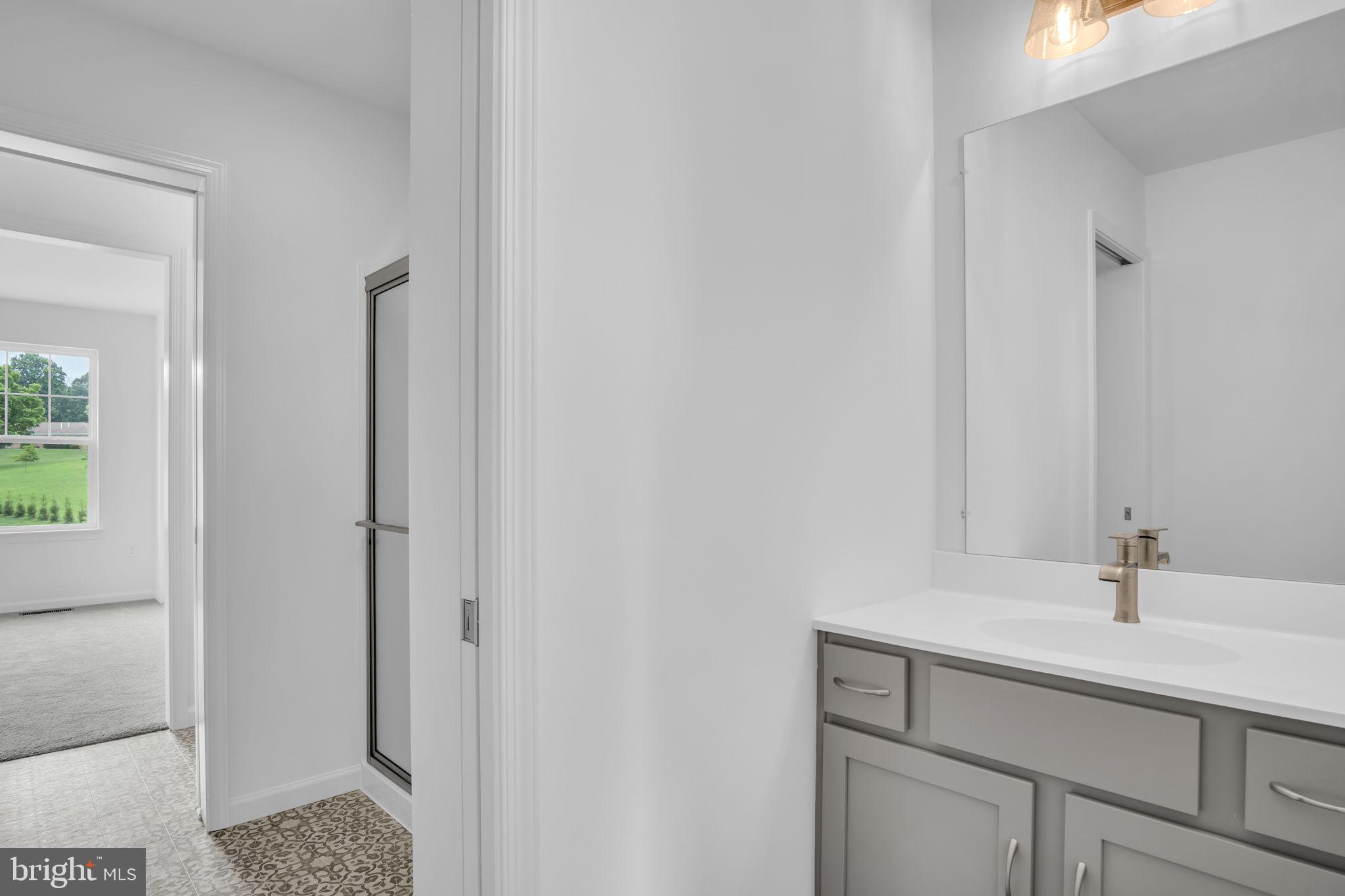 FIELDSTONE CREST - Residential