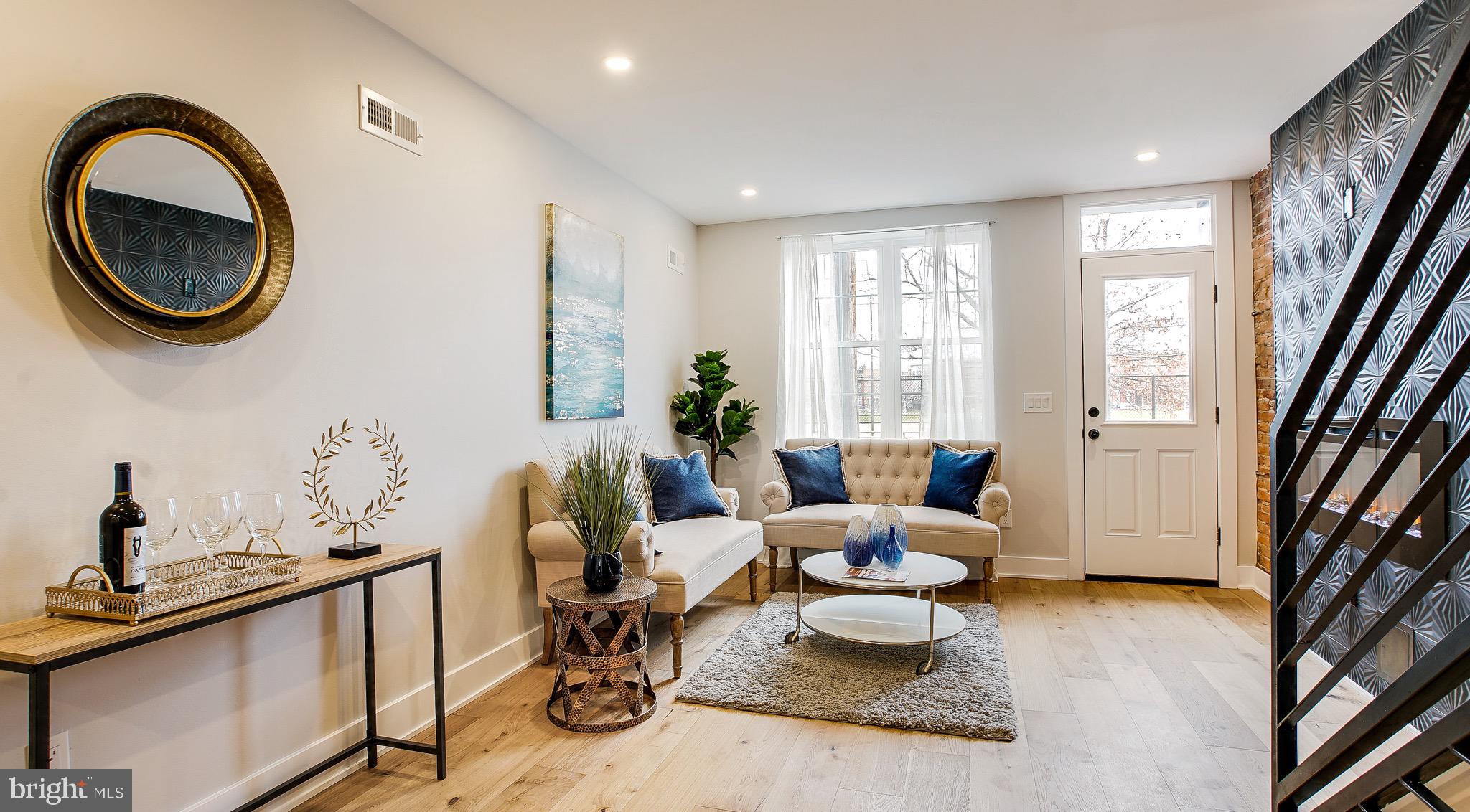 PASSYUNK SQUARE - Residential