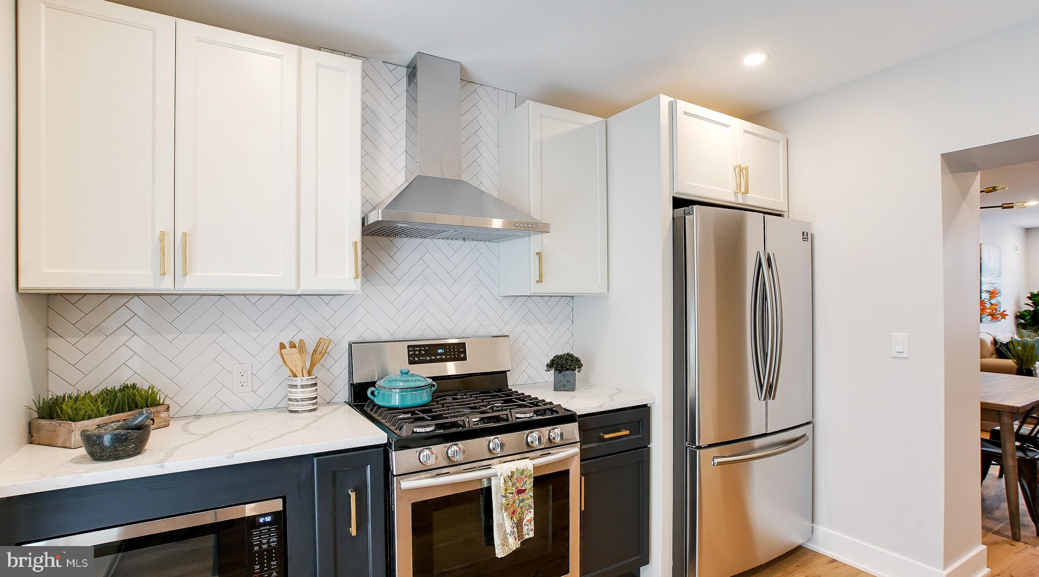 PASSYUNK SQUARE - Residential