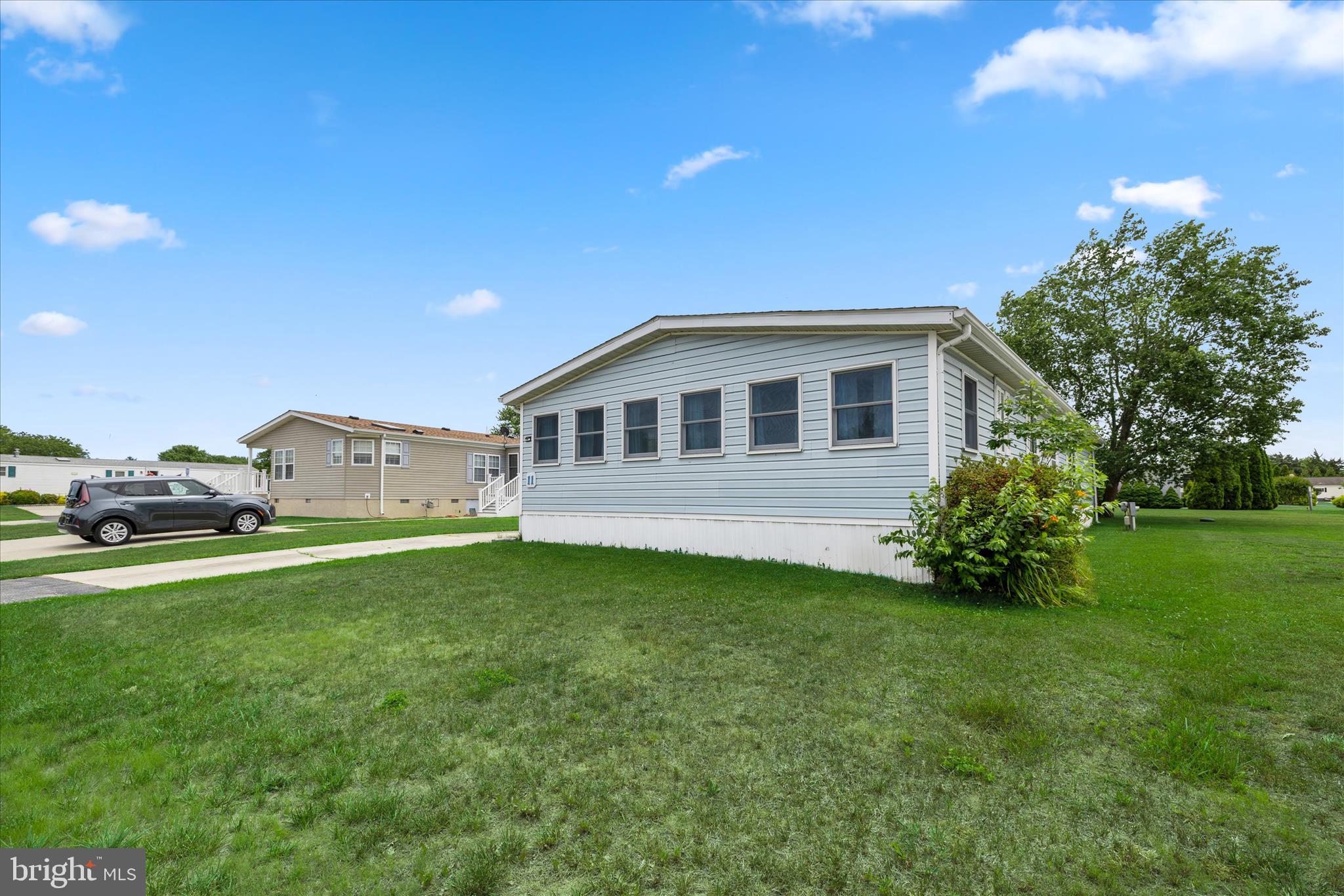 11 ANDOVER LANE 39182
