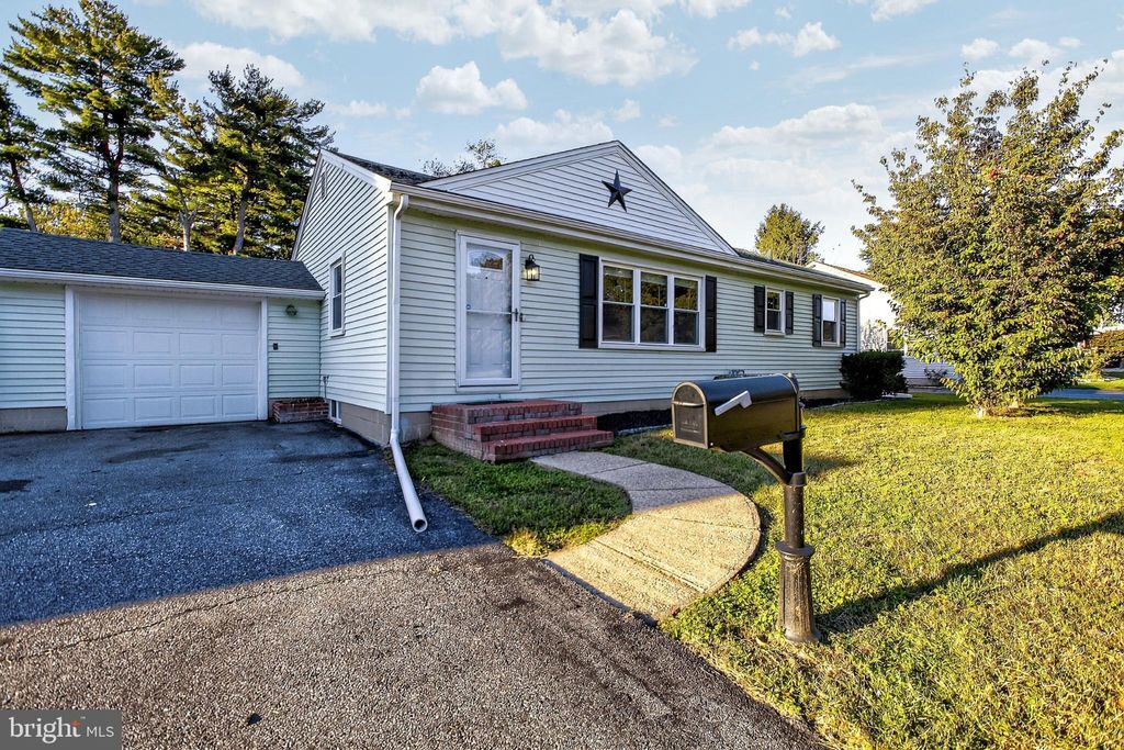 Photo of 721 S Halsey Road, DOVER, DE 19901 (MLS # DEKT2041712)