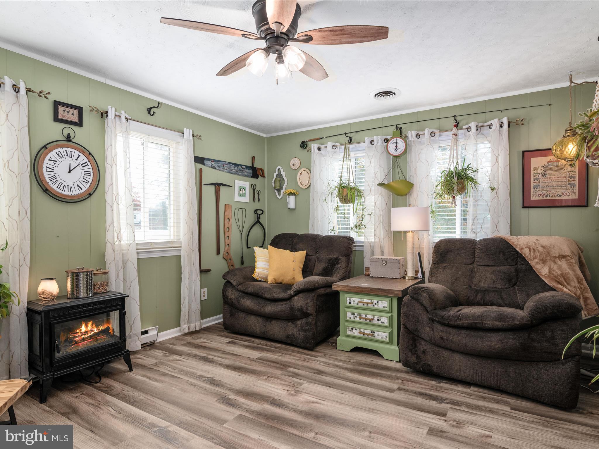 GLEN GARDENS - Residential