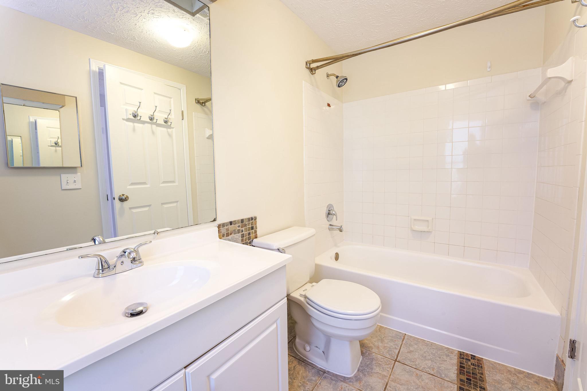 JENKINS RIDGE - Residential