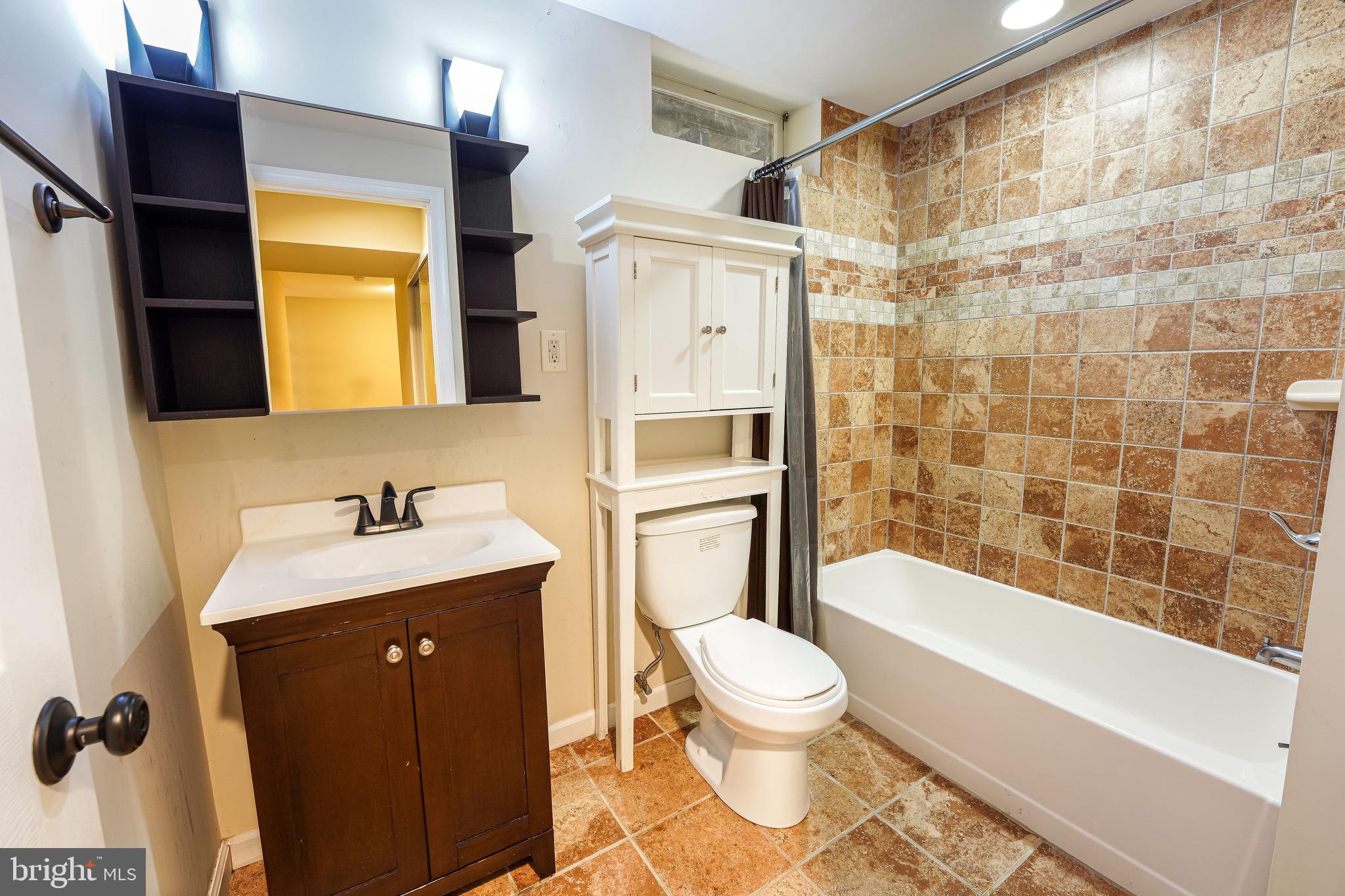 JENKINS RIDGE - Residential