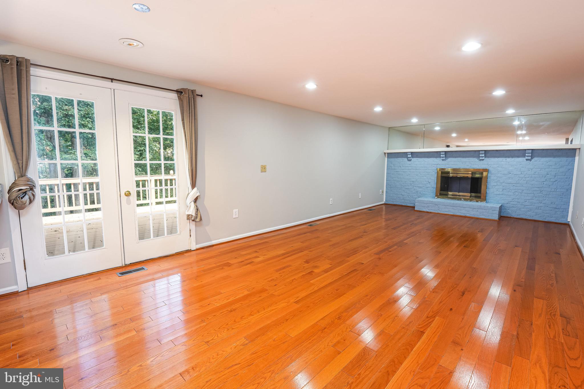 JENKINS RIDGE - Residential