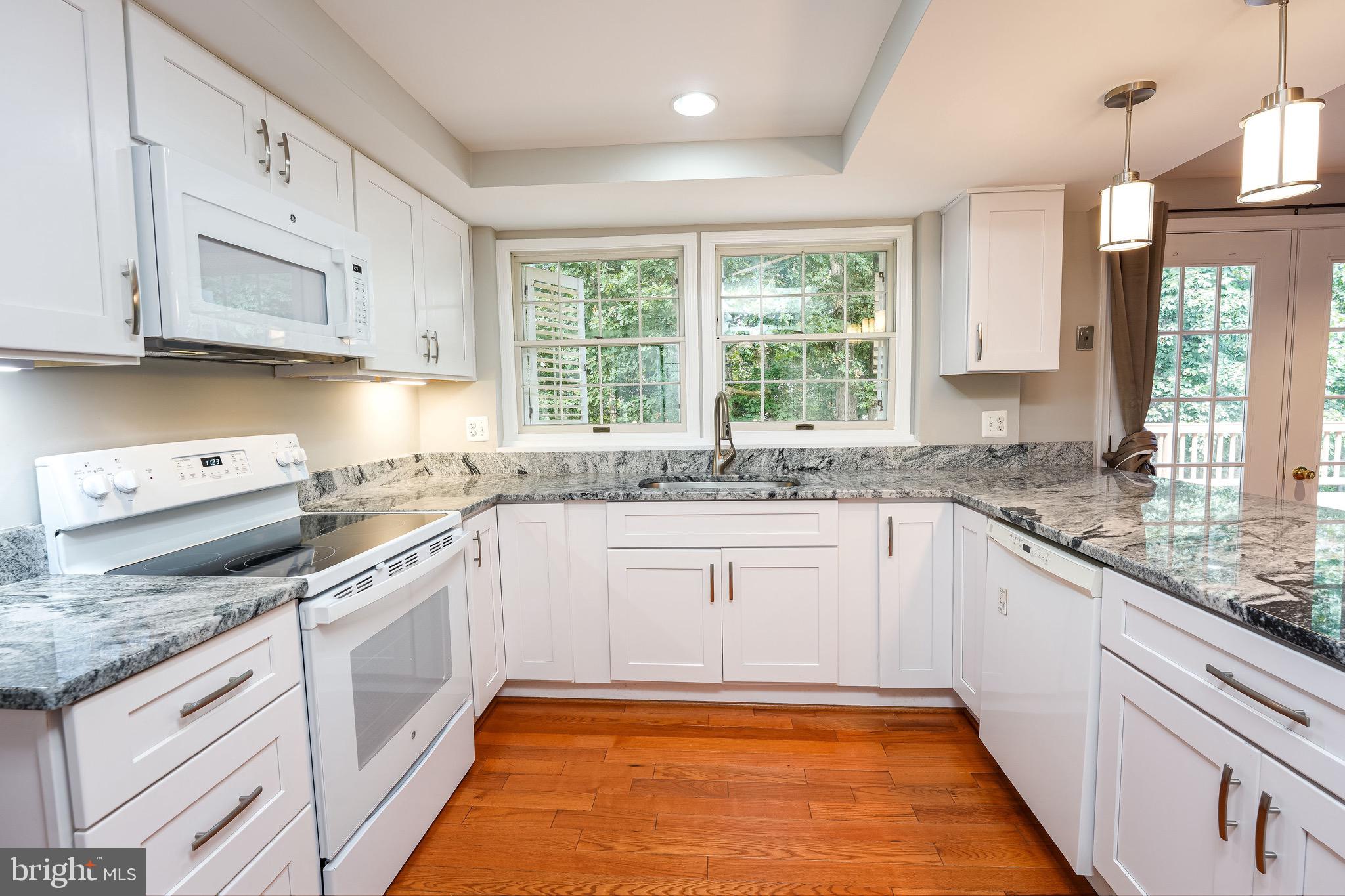 JENKINS RIDGE - Residential